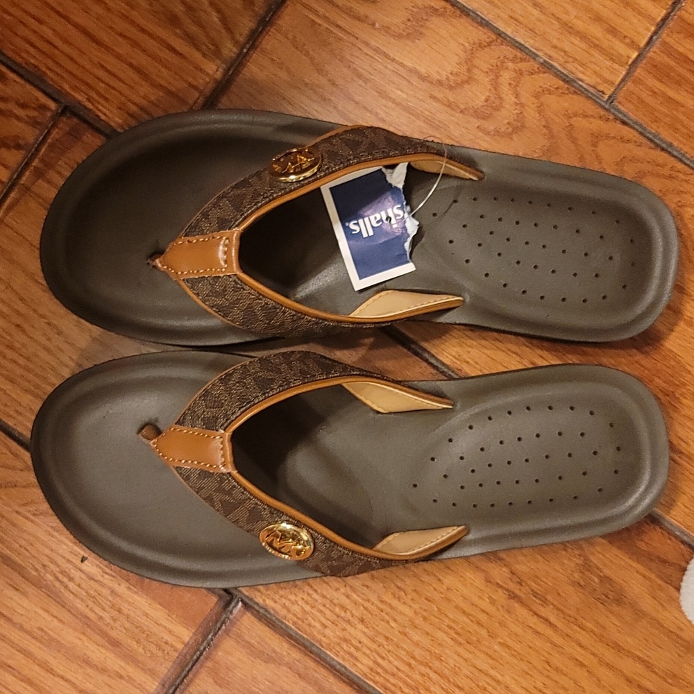 MK flipflops